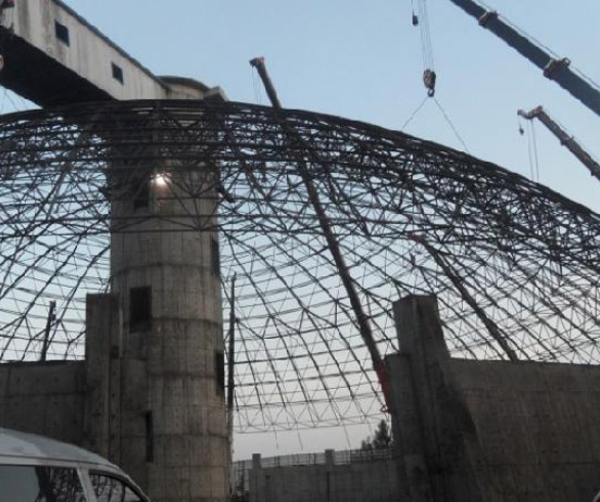 莱西网架分条或分块安装法